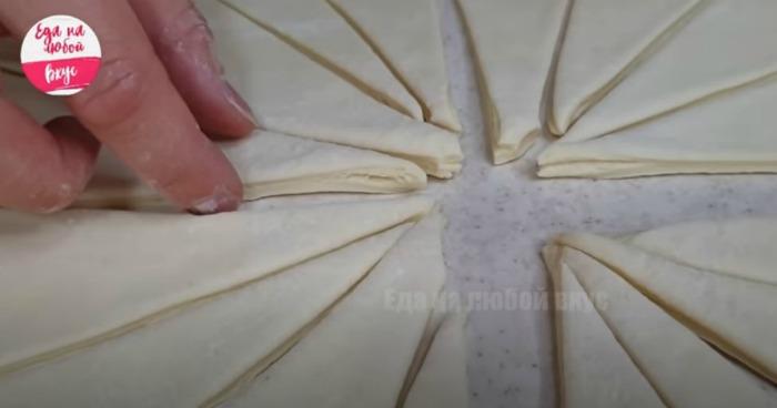 Більше не витрачаю на круасани цілий день. Так просто і бюджетно ми їх не готували