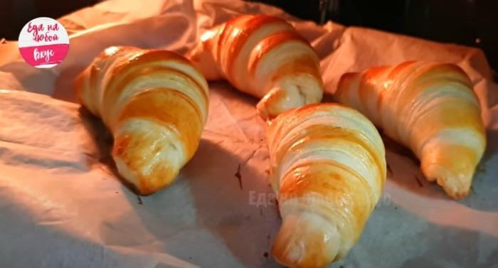 Більше не витрачаю на круасани цілий день. Так просто і бюджетно ми їх не готували