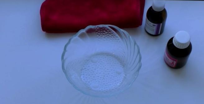 Мию вікна 1 раз в рік народним методом, після якого на них немає ні пилу, ні бруду і вони перестають пітніти