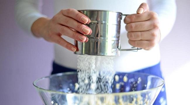Відкрию вам секрети приготування бісквіта. За цим рецептом у мене він виходить абсолютно завжди - пишний і повітряний