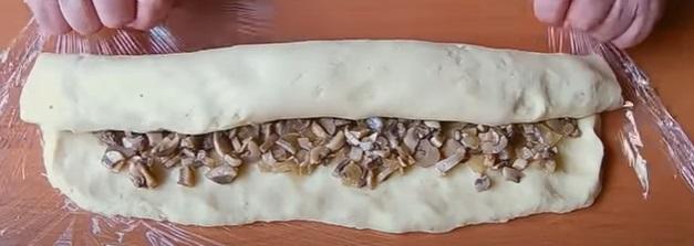 Пісна гаряча страва без яєць, без м'яса і без сиру
