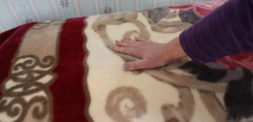 Багато років перу великий плед, який не поміщається в пральну машинку. Без хімчистки та пральні