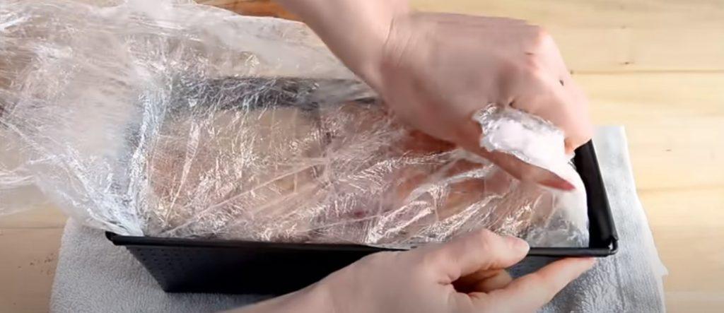 Роблю відразу дві порції рулету з рульки, тому що це дуже смачно