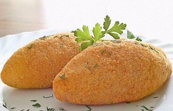 Ароматні і супер соковиті котлети з курячого філе «по-київськи»