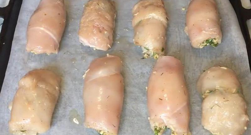 Як приготувати курячі рулетики з горіхами і сиром