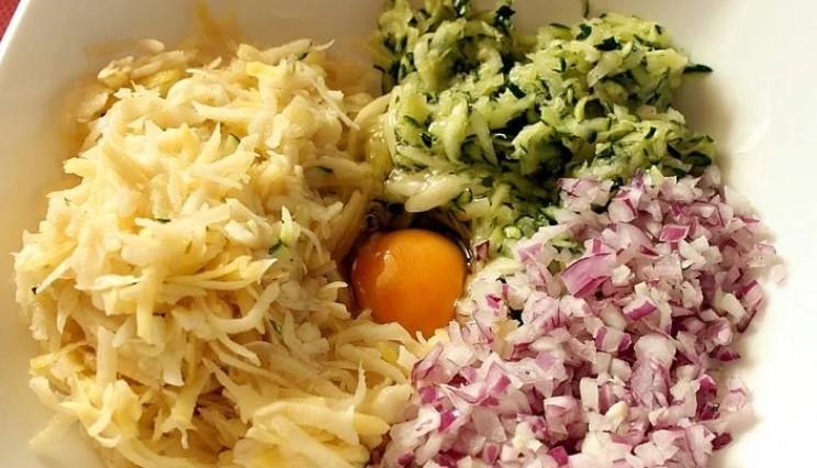 Навчили смажити деруни з кабачками: таких ніжних і повітряних я ще не смажила