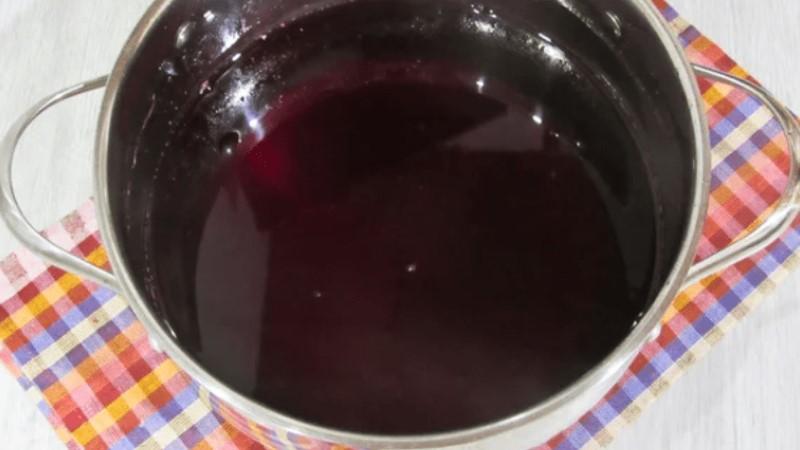 В’ялена вишня в домашніх умовах: смачна та корисна ягода, яку ми заготуємо на зиму (плюс рецепт вишневого соку і сиропу)
