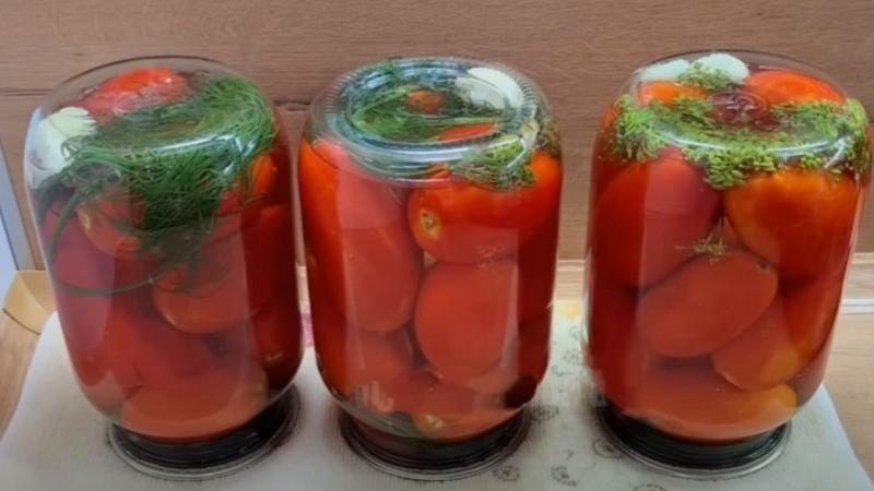 Стоять роками у квартирі! Помідори на зиму за рецептом свекрухи