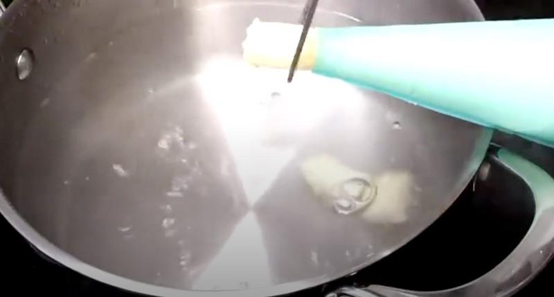 60 штук за 20 хвилини. Новий спосіб приготування лінивих вареників