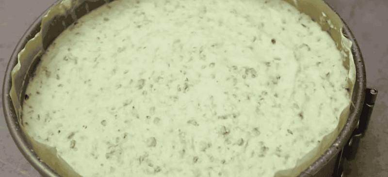 Простий літній десерт без духовки: освіжаючий торт «Мохіто» який Вам точно прийде до смаку