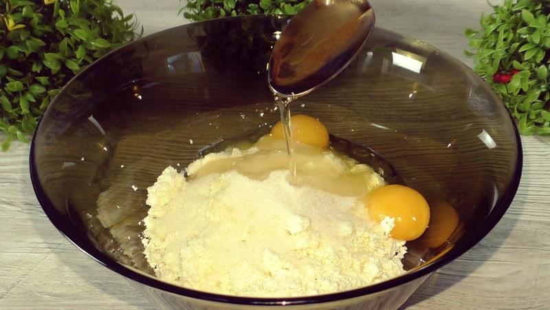 “Лінивий” сирник на сковороді. На роботі всі просили рецепт