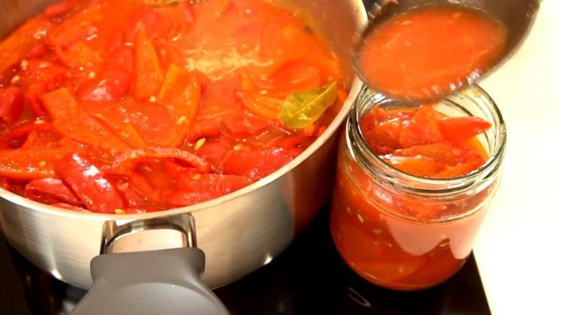 Смачне лечо на зиму: з’їдається миттєво. Моя улюблена заготівля