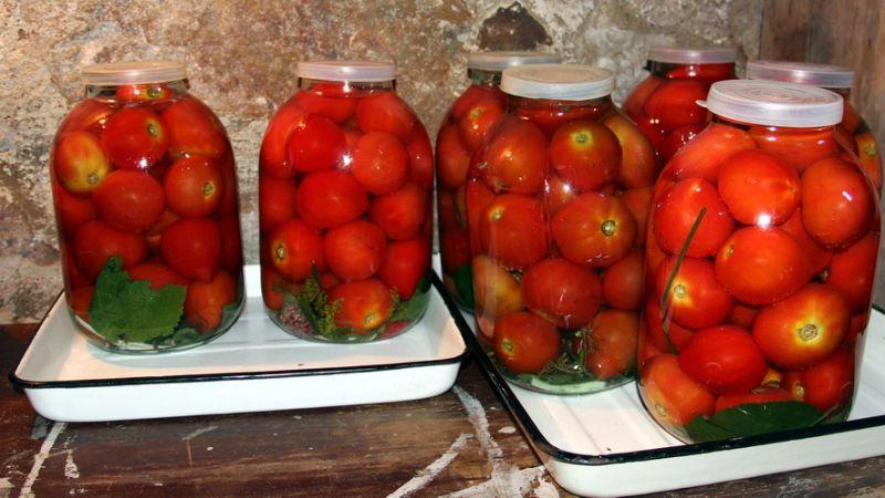 Квашені помідори під капронову кришку - рецепт на 3-літрову банку