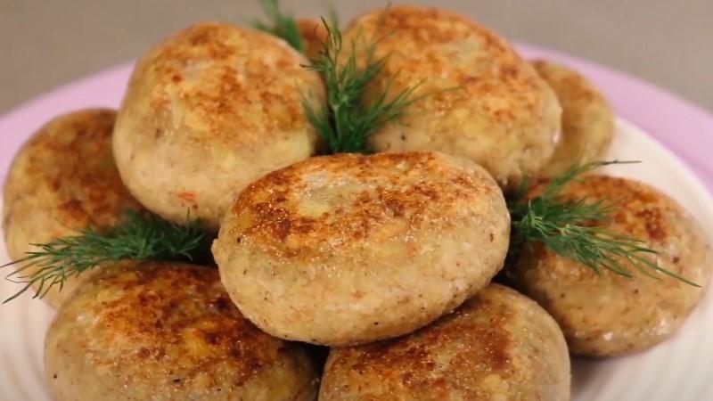 Як зробити рибні котлети ніжними та соковитими