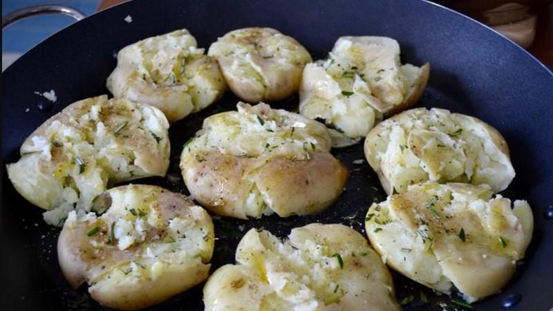 Тепер люблю запечену картоплю ще більше. Дуже смачна страва австралійської кухні