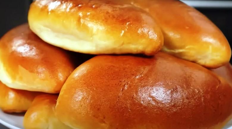 Пиріжки з гарбузом: рум’яні, апетитні та неймовірно пишні