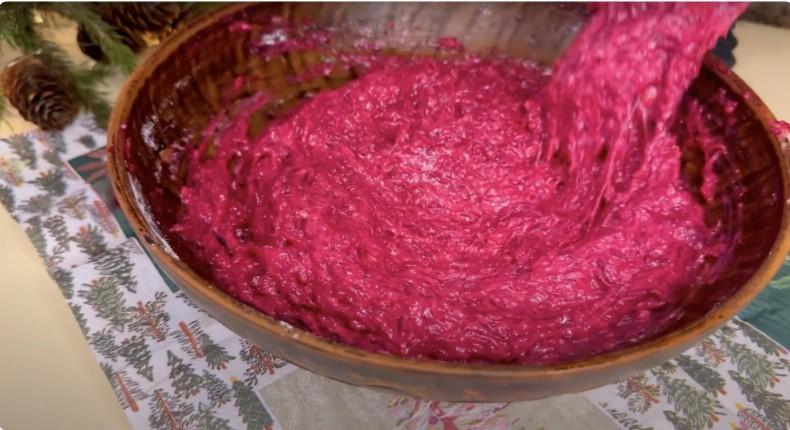Смачний та ефектний рулет. Закуска на святковий стіл із оселедця