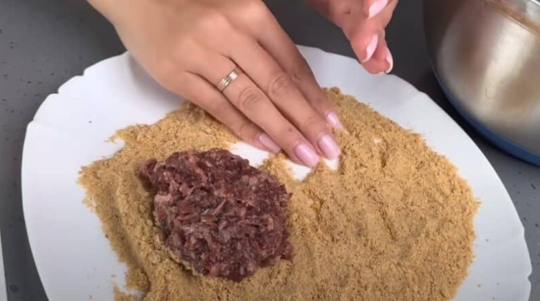 Смачна альтернатива звичайним котлетам: новий рецепт для сімейного обіду чи вечері