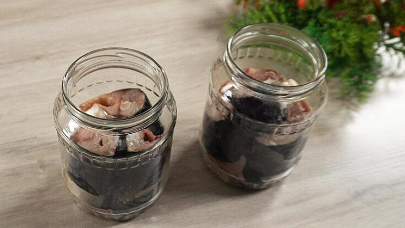 Консерва зі скумбрії: просто кладу рибку в банку, корисно і смачно дуже