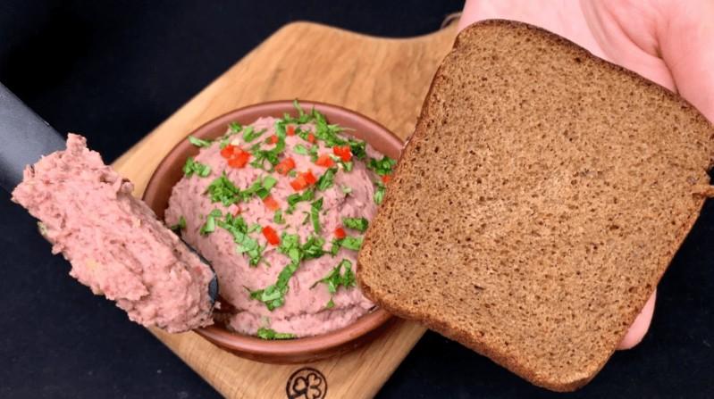 Домашній паштет з квасолі: виходить нітрохи не гірший, ніж м’ясний