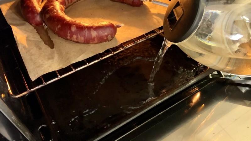 Як приготувати справжню і дуже смачну домашню ковбасу