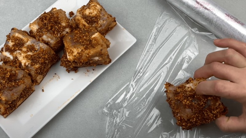 Додайте в маринад для сала трохи соди і ви здивуєтеся результату