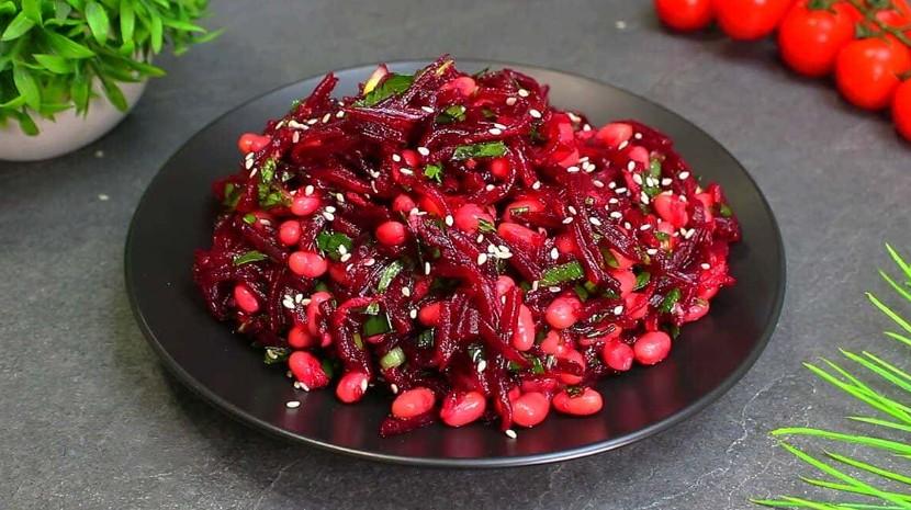 Салат з буряка і квасолі: простий, смачний та поживний салат