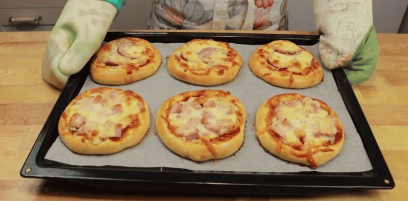 Готую ту саму “Шкільну піцу” – ідеальний рецепт для ваших дітей