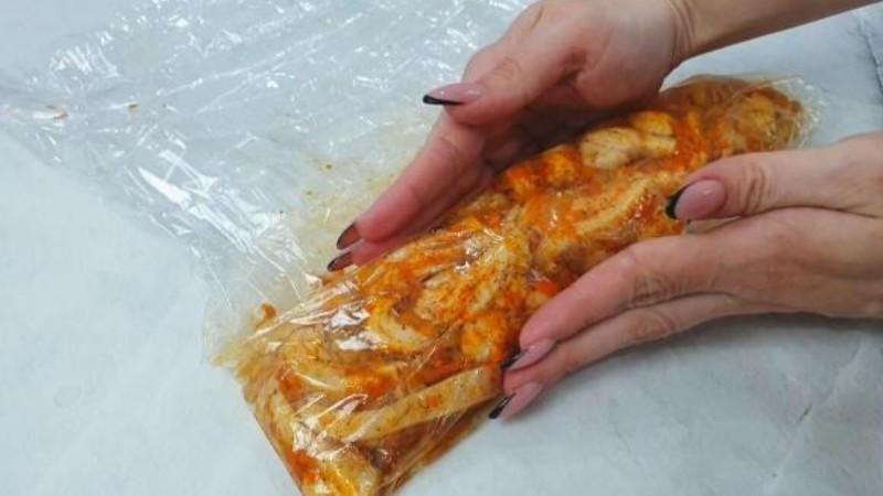 Купую на ринку найдешевше сало і готую закуску “за копійки”