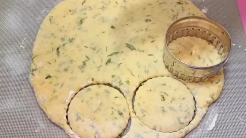 Спробуйте збити часник разом із кефіром. Незвичайний, смачний та давно забутий рецепт