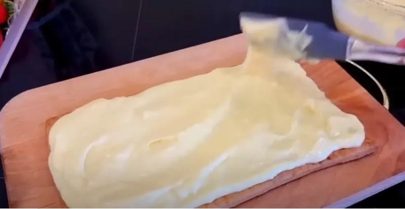 Готуємо до чаю ніжний торт, який сподобається всім