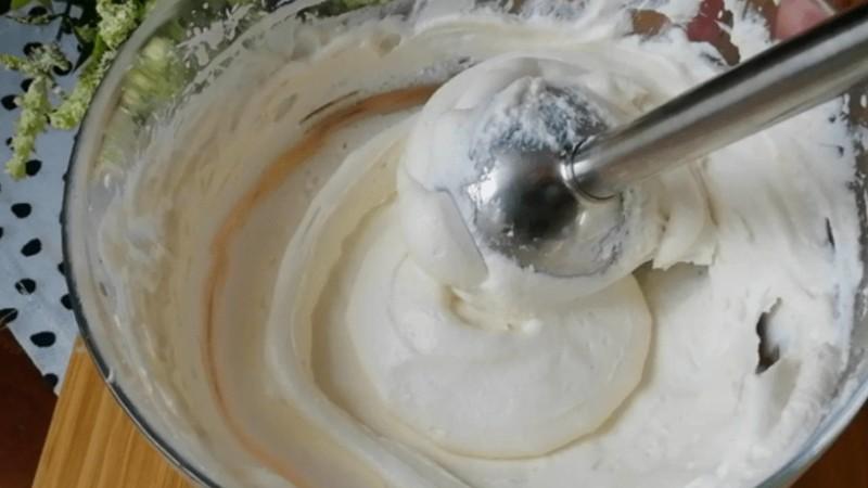 Глазуровані сирки не купую, а готую їх сама в домашніх умовах