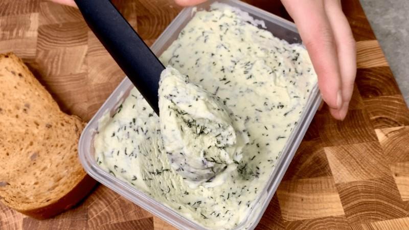 Показую, як я готую плавлений сир в домашніх умовах: простіше-просто