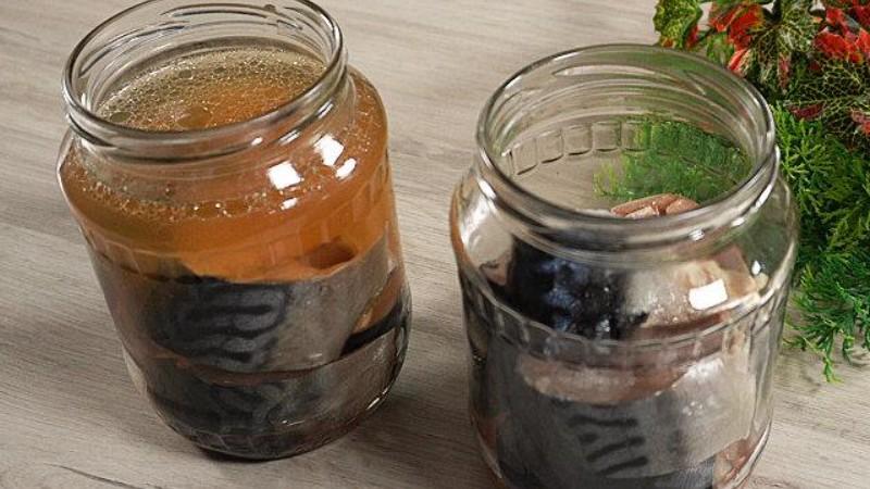 Найсмачніша консерва зі скумбрії: просто кладу рибку в банку