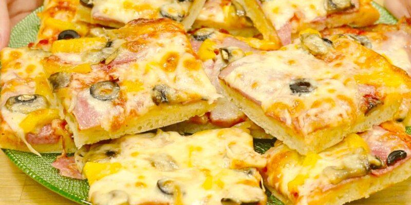 Домашня піца на весь лист для всієї родини